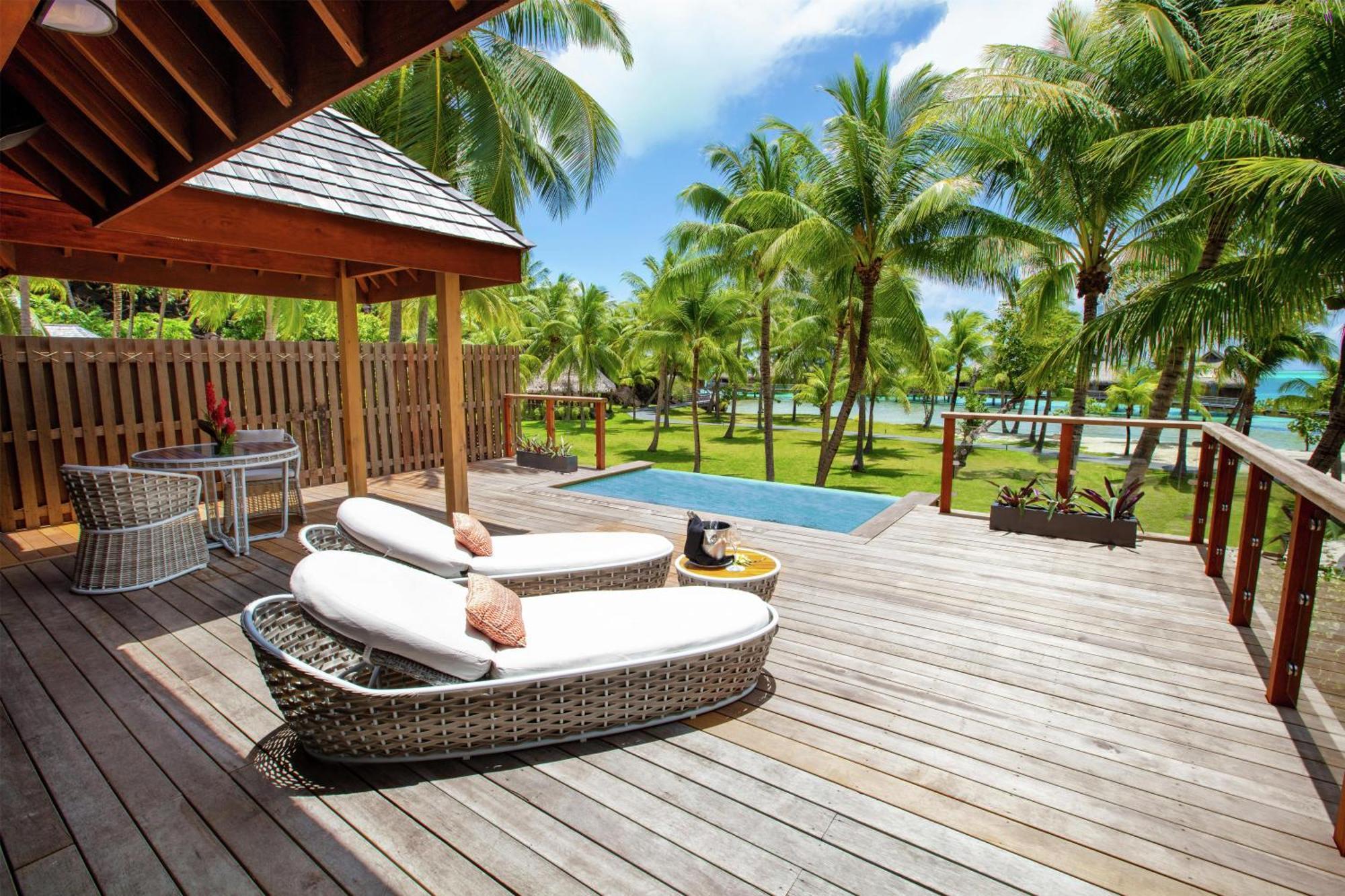 Villa Pool Tropical Beach View,1758329850:JPEG